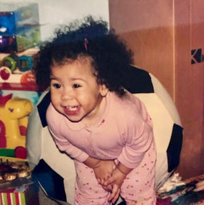 Meet your Posher, Evi